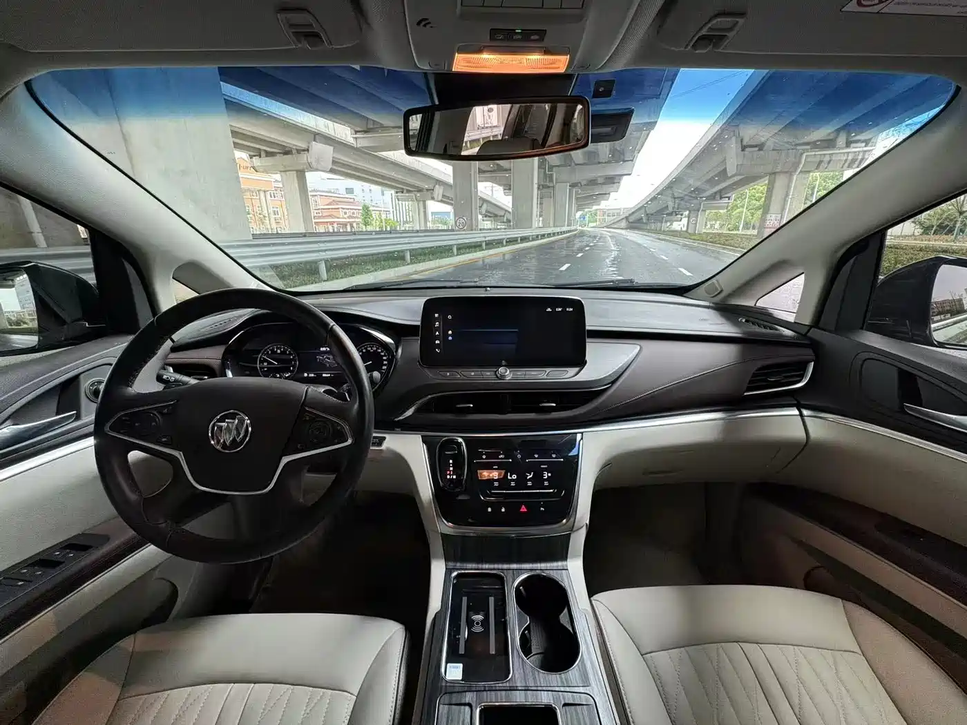 Buick GL8 2023 Land Business Class 652T Luxury фото 4