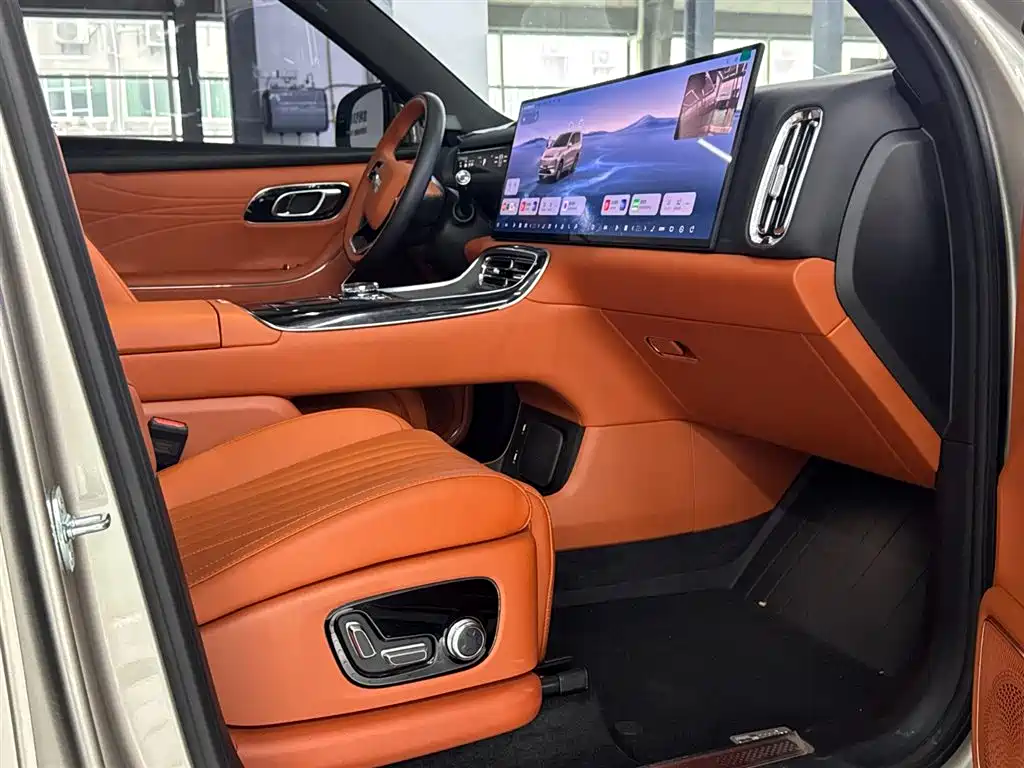 Geely Galaxy Galaxy M9 2025 Model 230km 2WD Explorer+ Edition фото 7