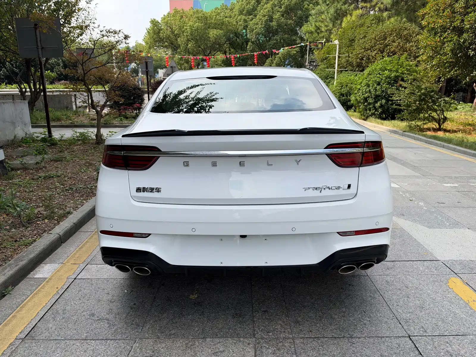 Фото 13 - Geely Preface