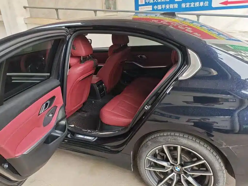 BMW 3 Series 2024 325Li M Sport Package фото 3