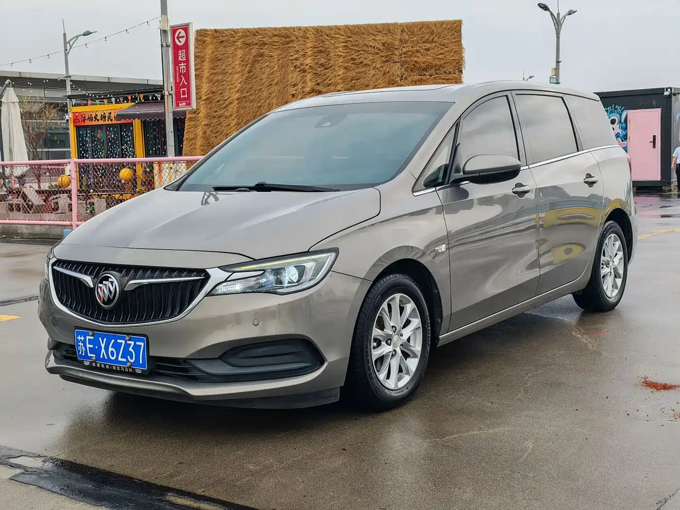 Buick GL6 2018 18T 6-Seater Luxury фото 2
