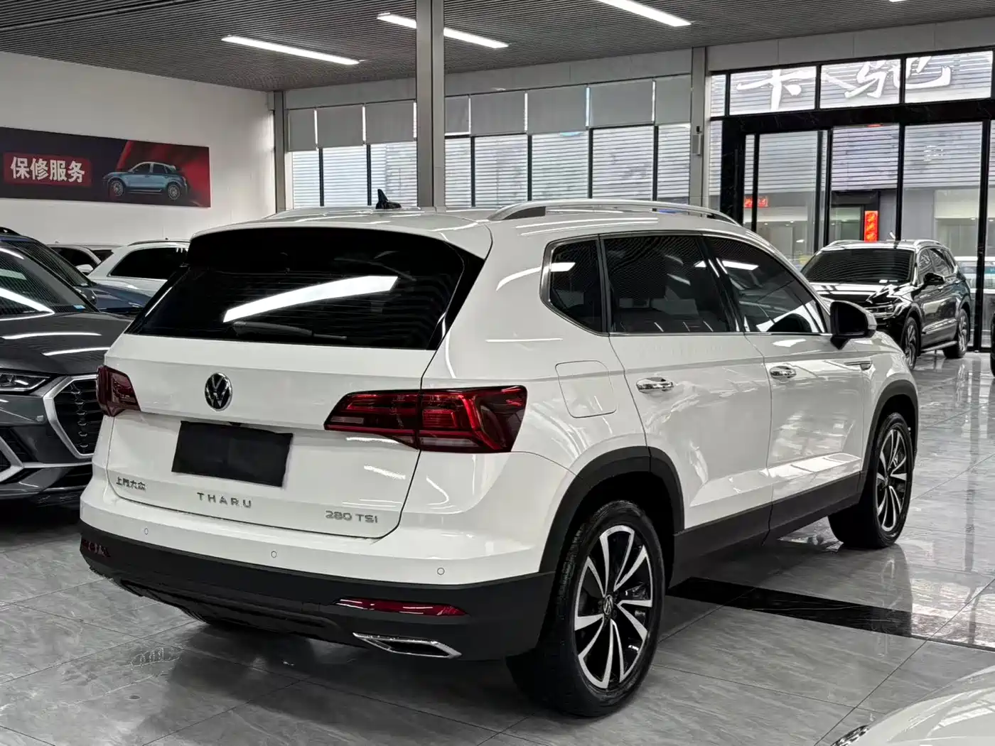 Volkswagen Tharu 2022 280TSI FWD Luxury Edition фото 10
