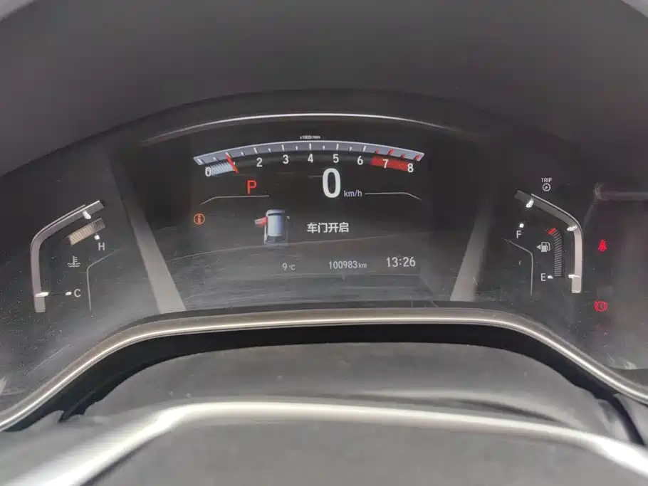 Фото 14 - Honda CR-V