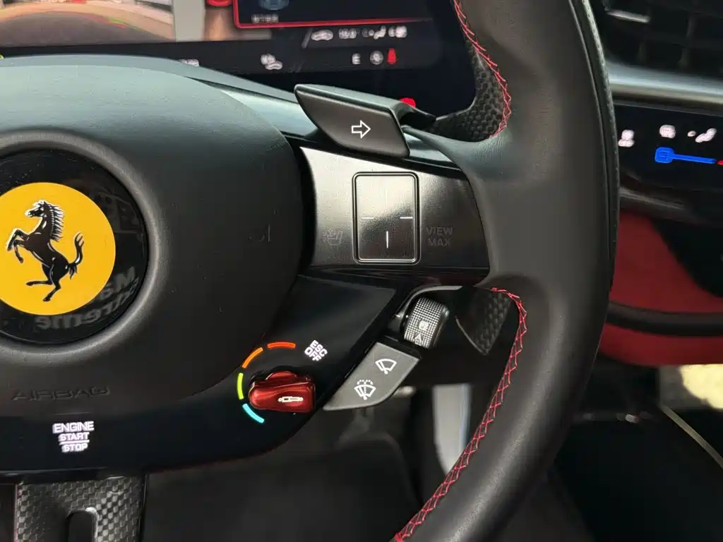 Ferrari SF90 2024 2020 3.9T V8 Stradale