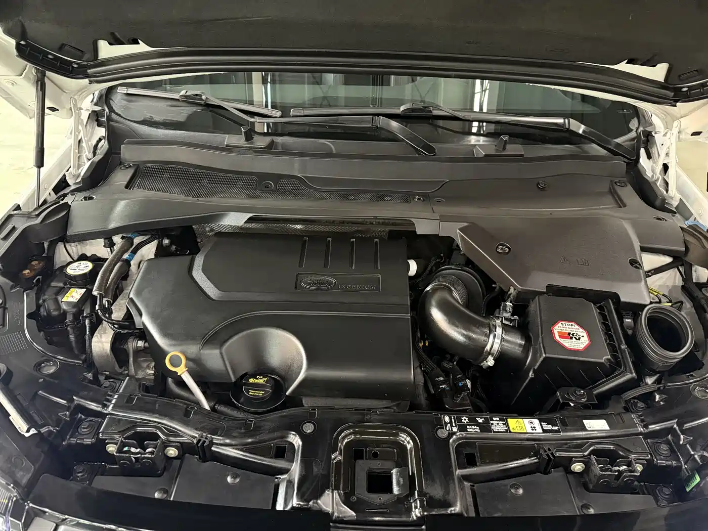 LAND ROVER DISCOVER SPORTS