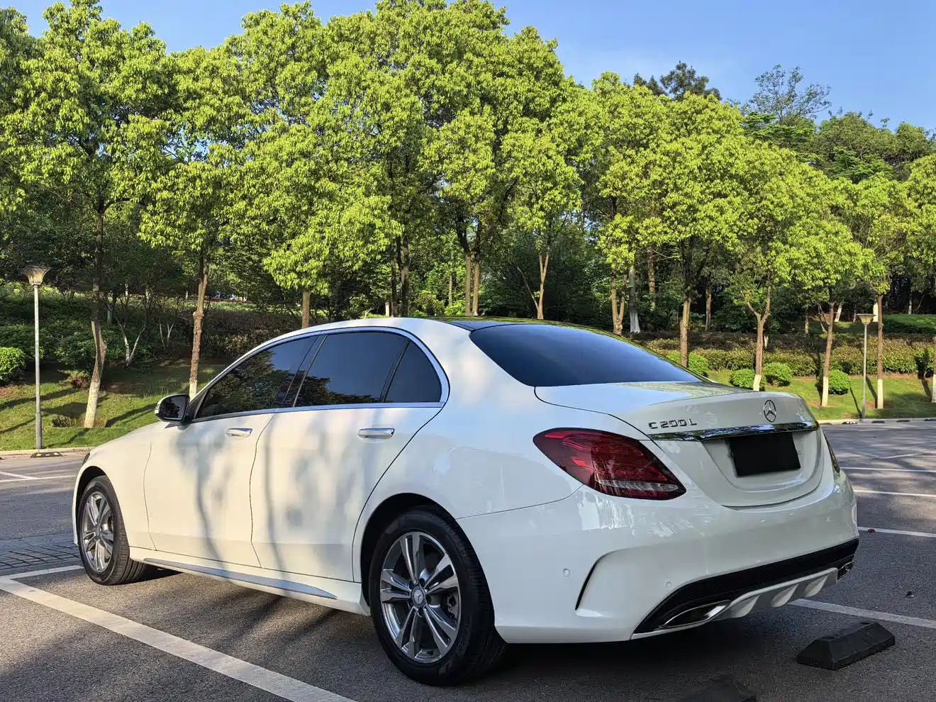 Mercedes-Benz C-Class 2016 C 200 L Sport фото 6