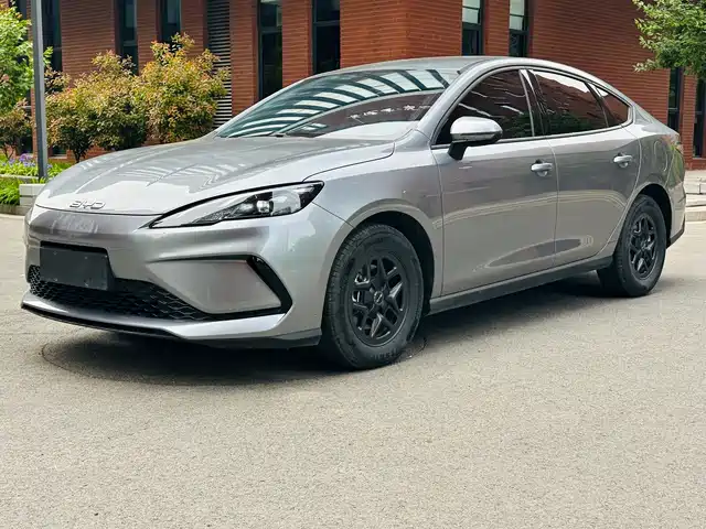  BYD Hai Bao 05 DM-i 2025 DM-i Smart Drive Edition 55KM Luxury