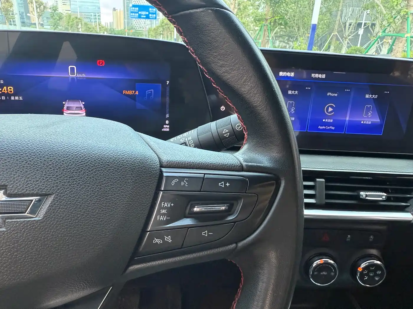 Chevrolet Trax 2023 Model Tracker RS 1.5T CVT Cool фото 21