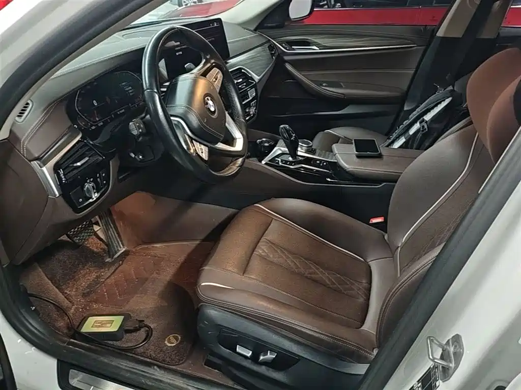 BMW 5 Series 2022 Model Second Facelift 530Li Leading M Sport Package фото 11