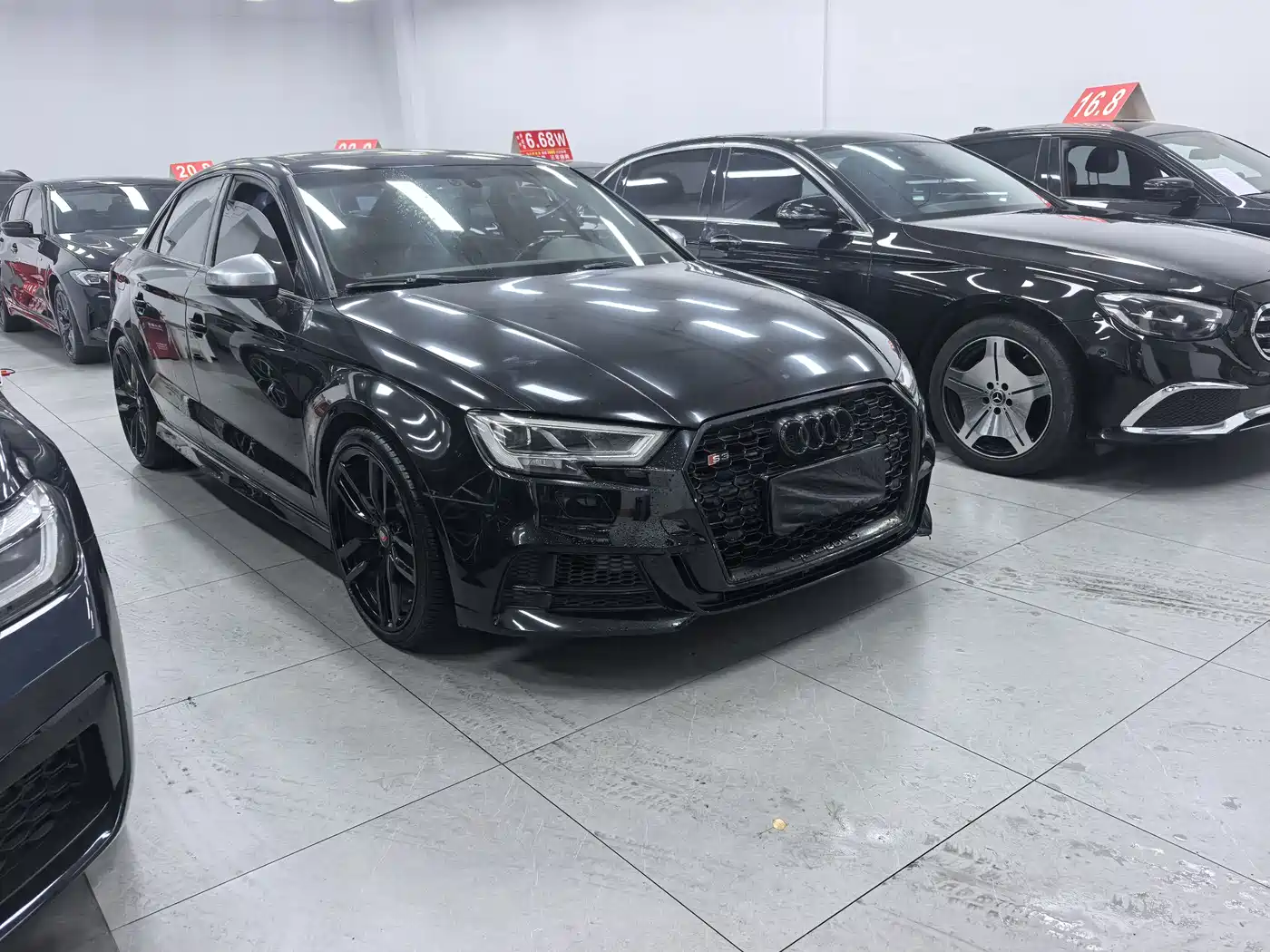 Audi S3 2017 Facelift S3 2.0T Limousine фото 2