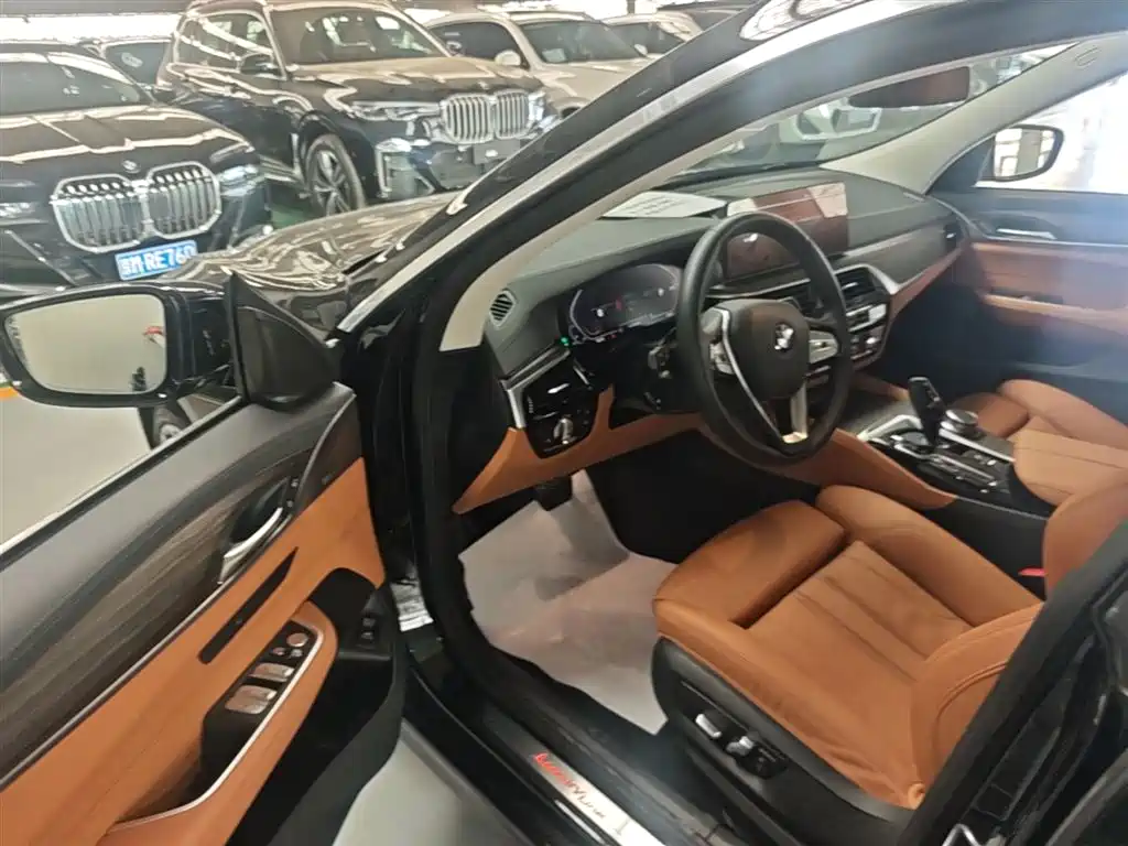 BMW 6 Series GT 2022 Model 630i Luxury Design Package фото 23