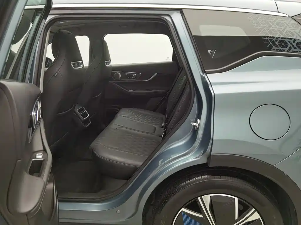 Chery Tiggo 7 PLUS New Energy 2023 2023 1.5T Smart Distance Model