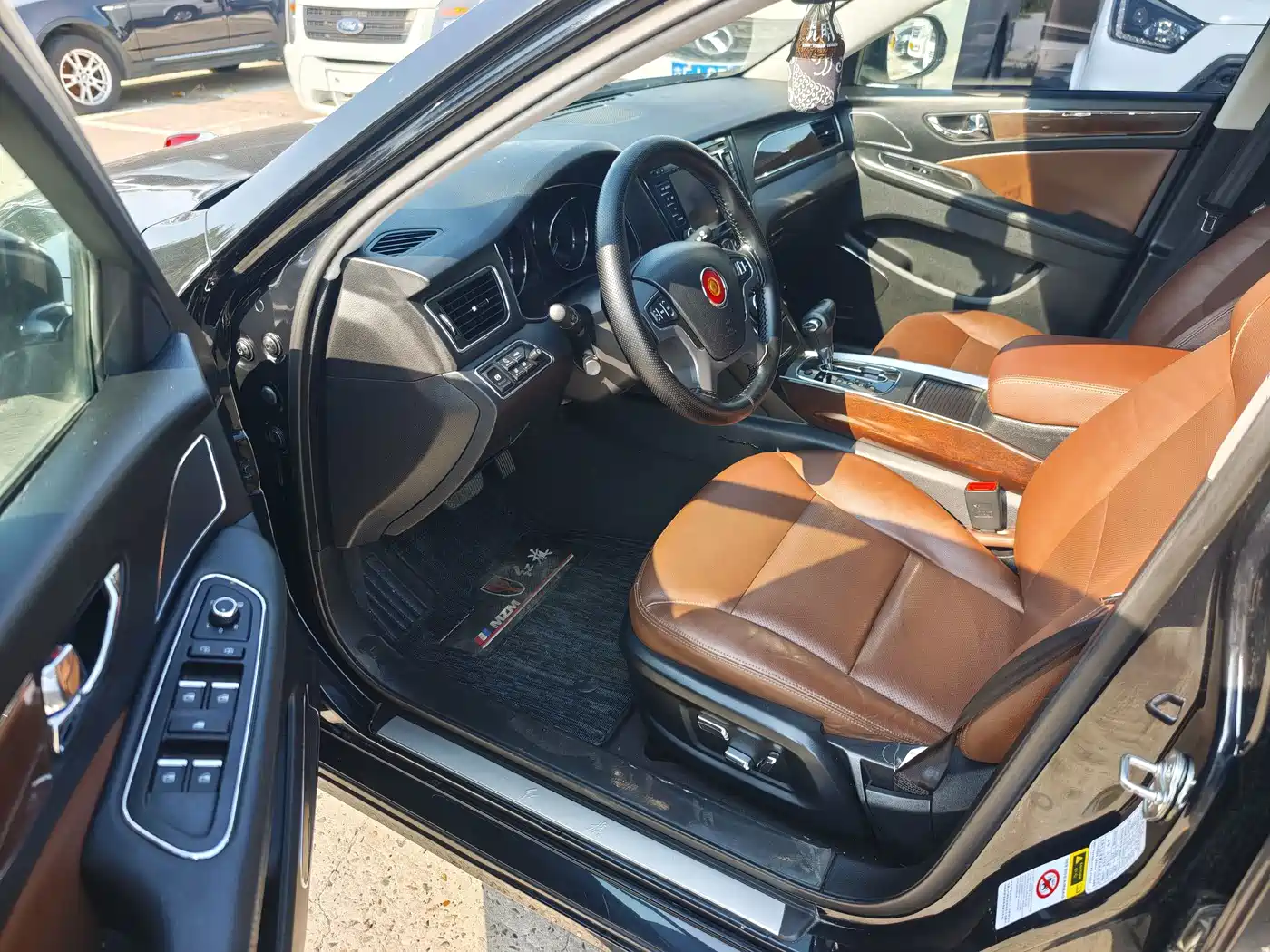 Hongqi H7 2016 2015 2.0T Luxury