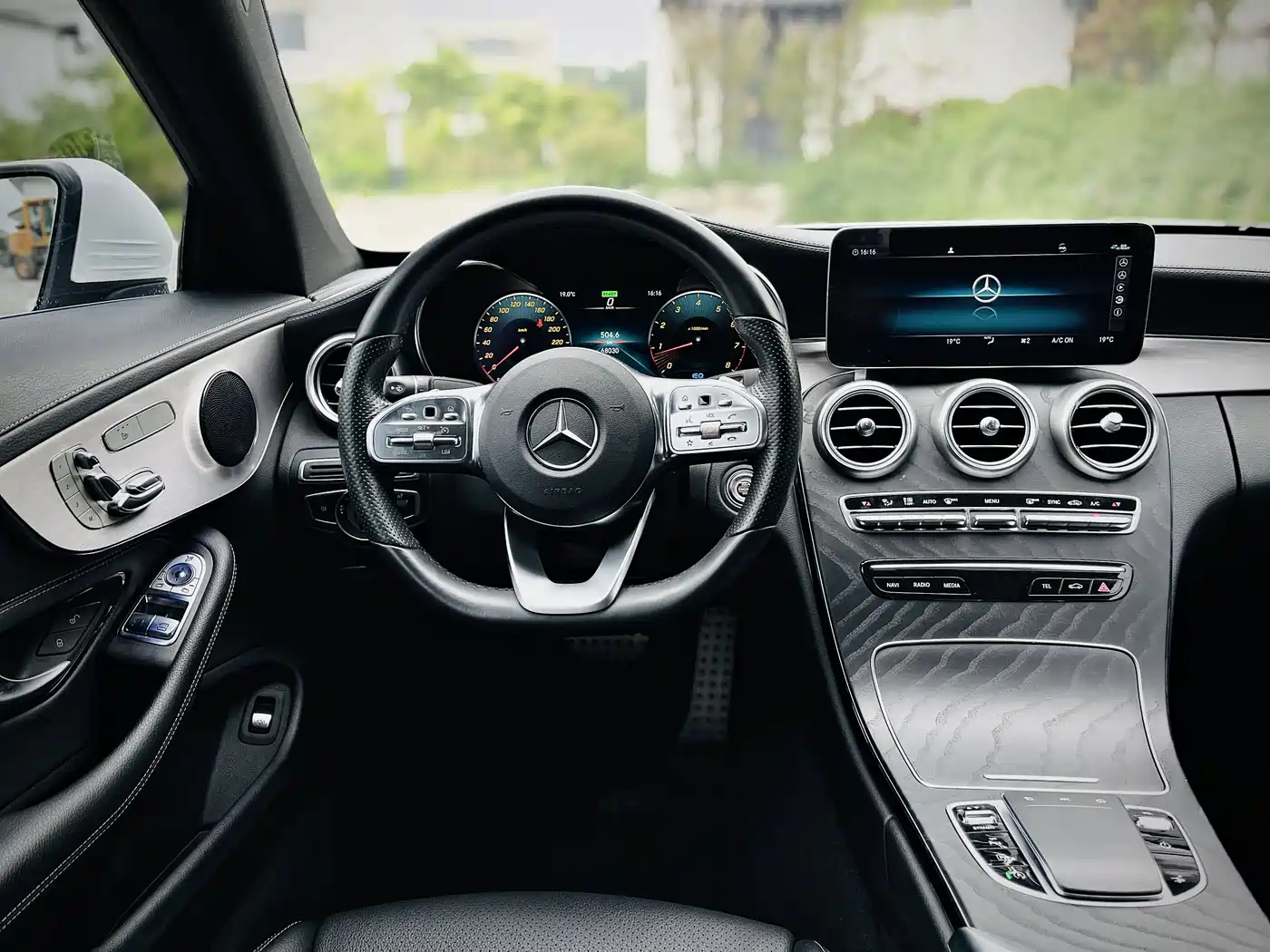 MERCEDES-BENZ CLASS C (IMPORTED)