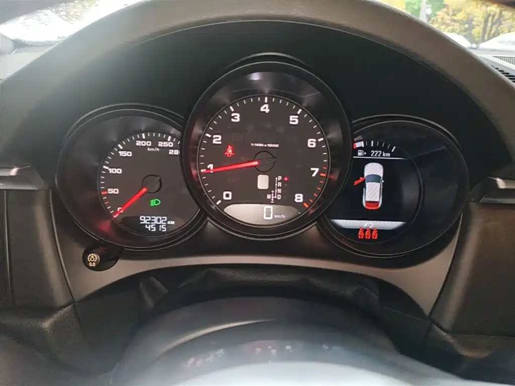 Porsche Macan 2018 Macan 2.0T фото 18
