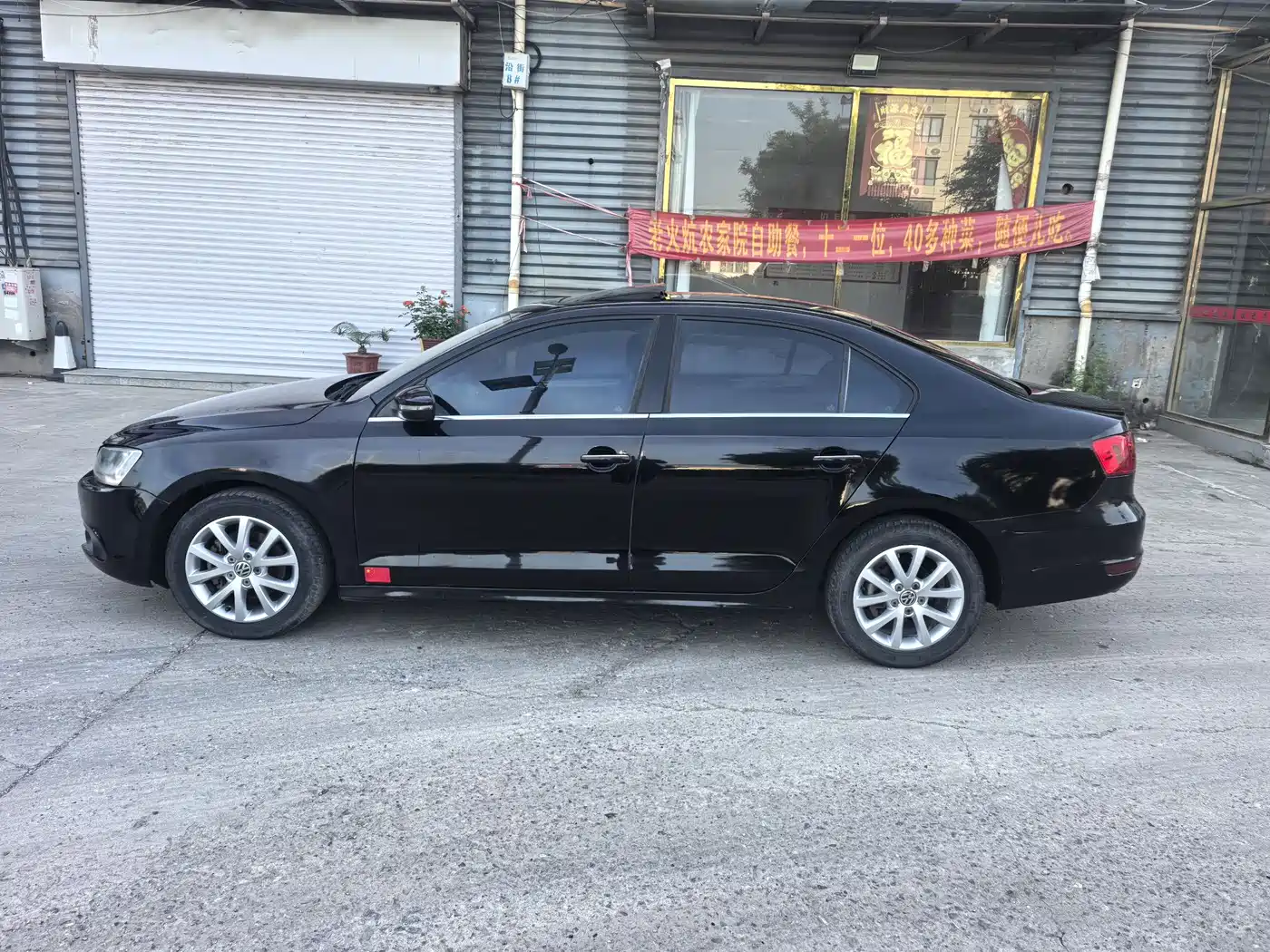 Volkswagen Sagitar 2012 1.4TSI Manual Luxury фото 8