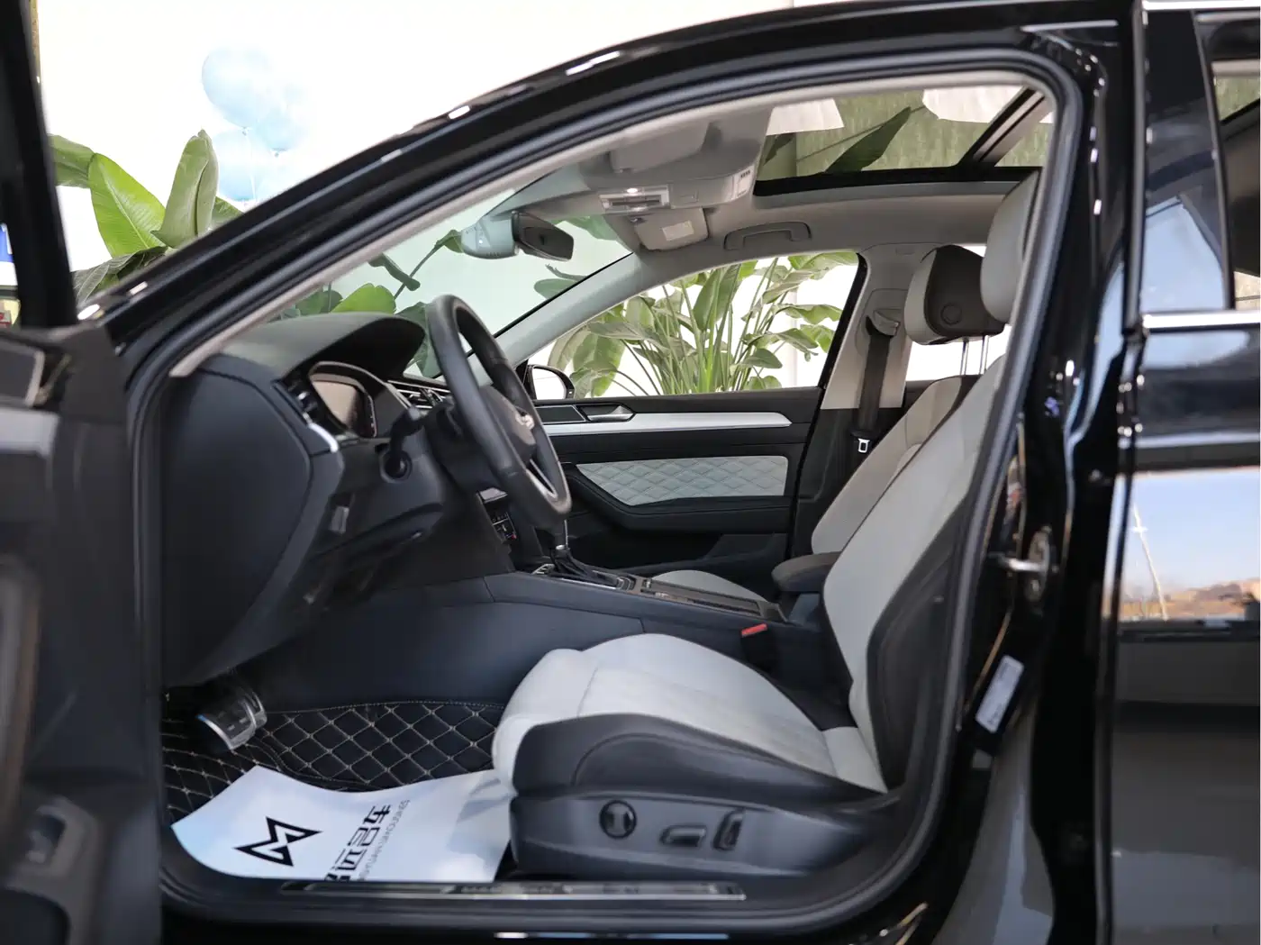 Volkswagen Magotan 2024 2 Million Units Public Sharing Edition 330TSI DSG Luxury фото 8