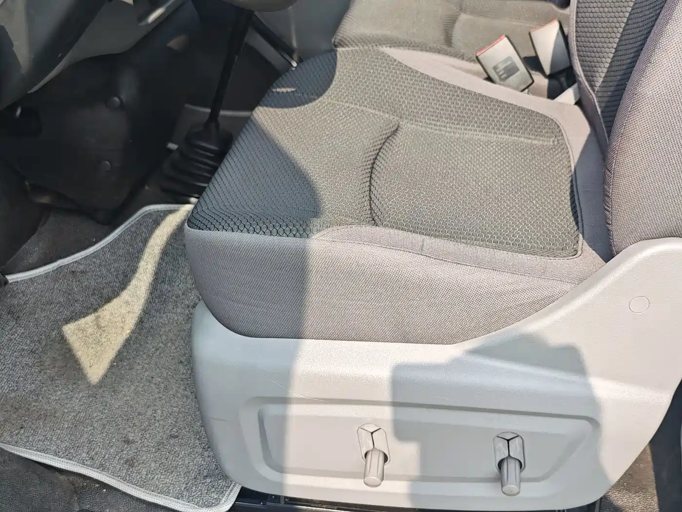 Jiangling Tesun 2019 2017 2.4L Business Long Wheelbase Medium Roof 14/15-seat 4G69S4N