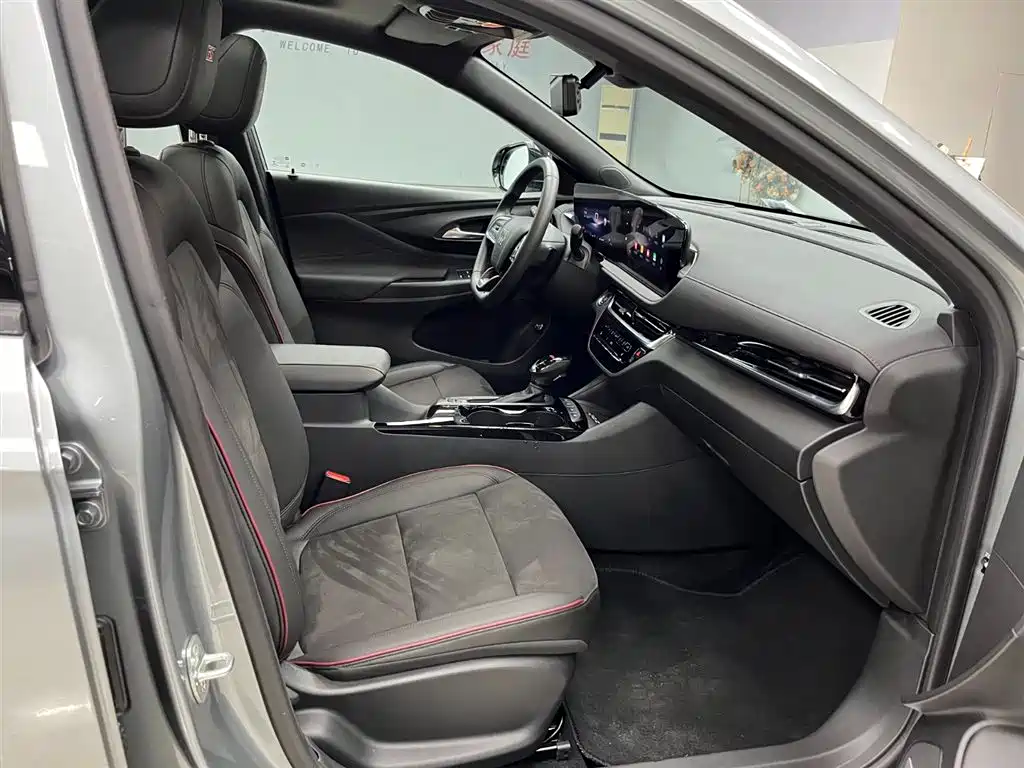 Buick Angyang 2022 1.5T GS Speed Edition фото 13