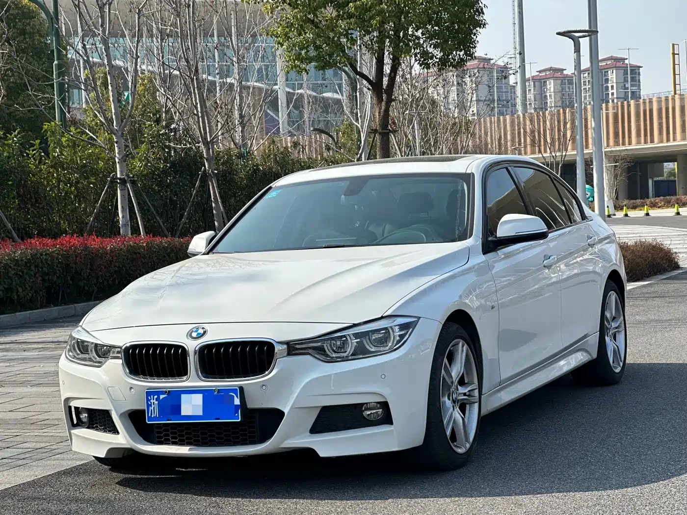 BMW 3 Series 2018 320Li Leading M Sport Package