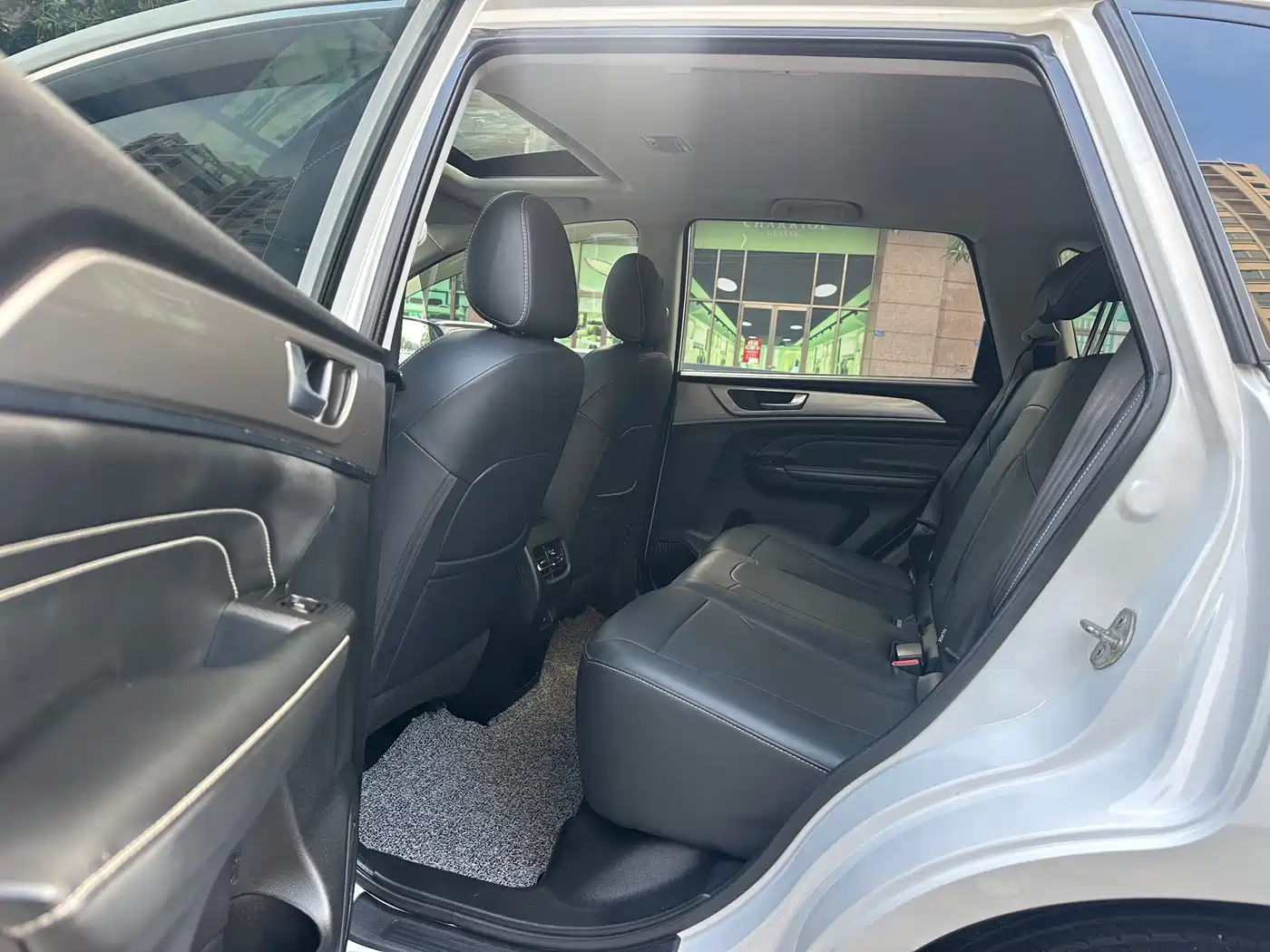 Haval M6 2021 PLUS 1.5T DCT Luxury Smart Connect фото 13