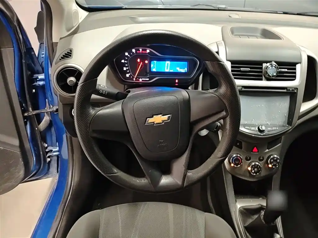 Chevrolet Aveo 2014 Sedan 1.4SL MT Comfort Edition фото 11