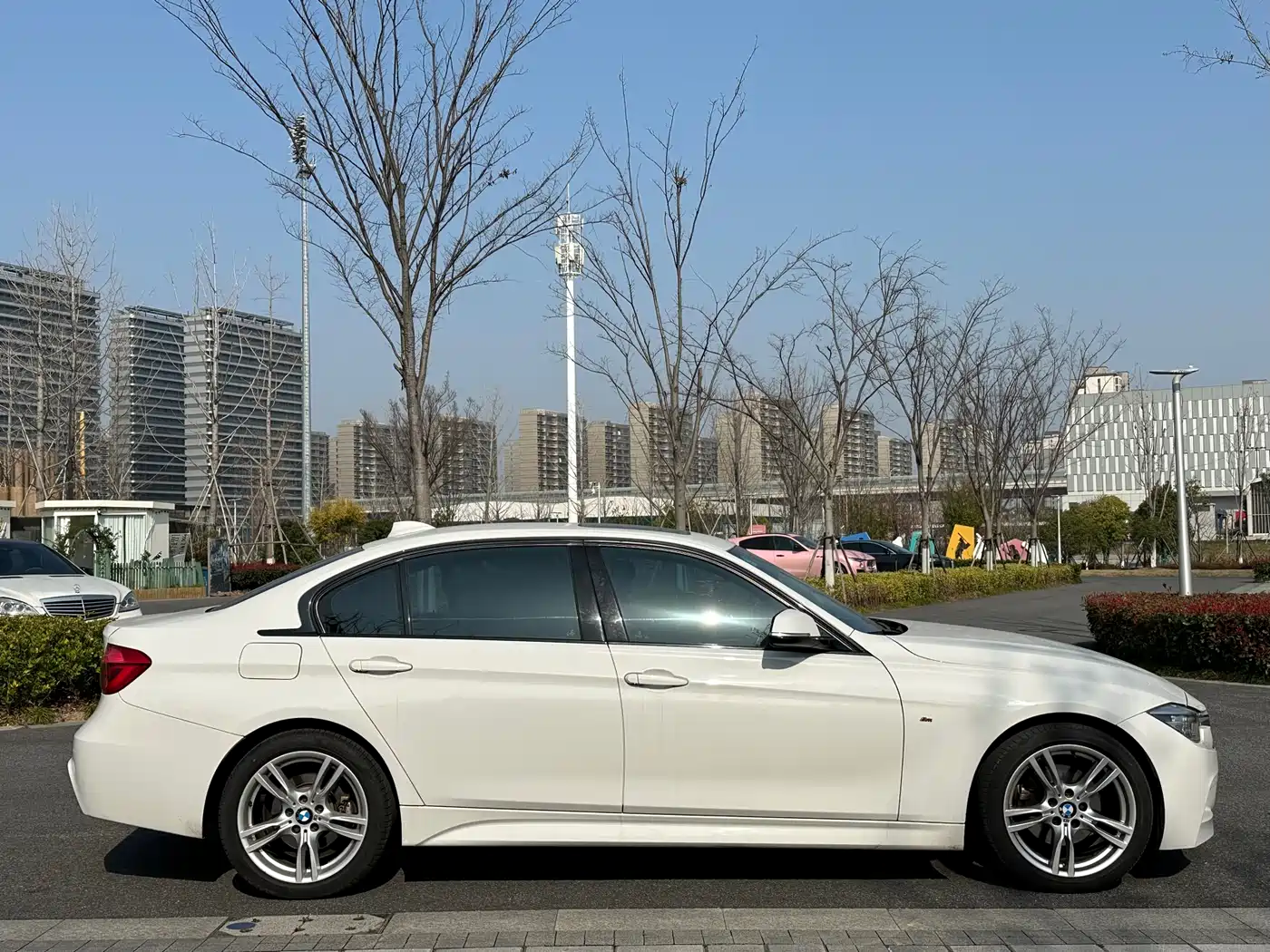 BMW 3 Series 2018 320Li Leading M Sport Package фото 7