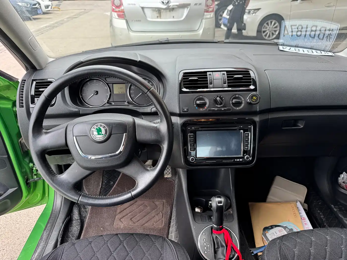 Škoda Fabia 2013 2014 1.6L Automatic Crystal Enjoy Edition