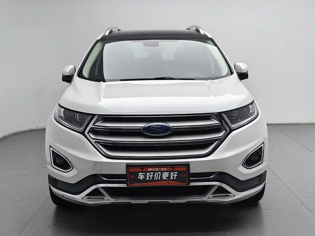 Фото 3 - Ford Edge