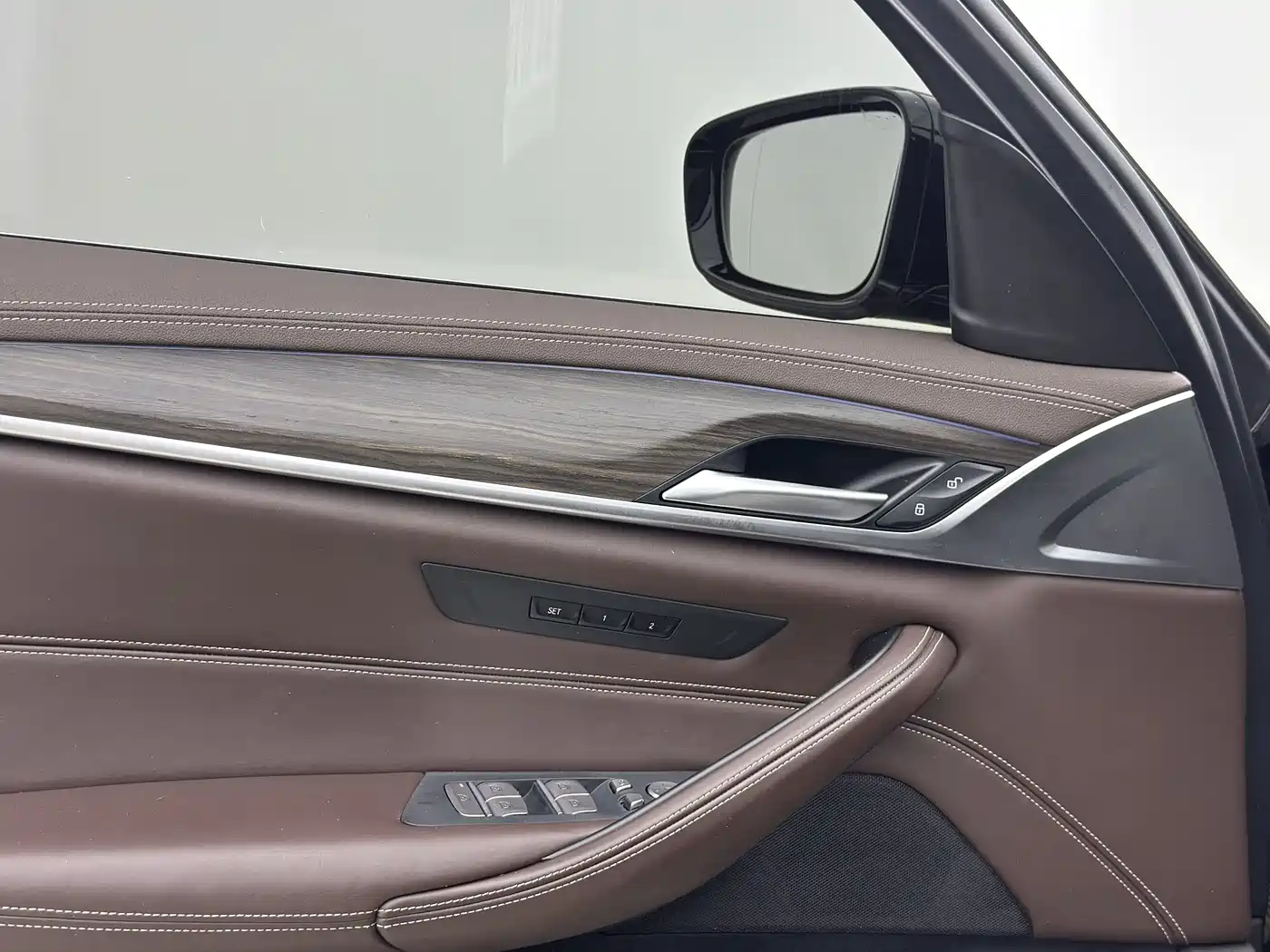 BMW 5 Series New Energy 2020 530Le Range Upgrade Luxury Package фото 10
