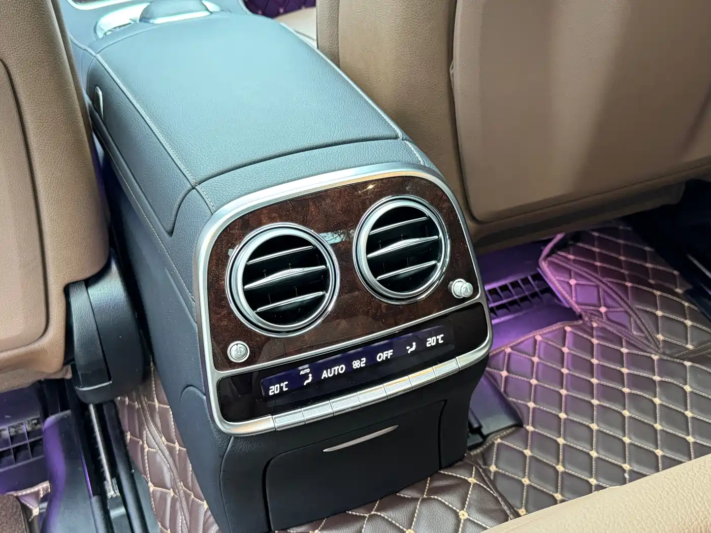 Mercedes-Benz S-Class 2020 S 350 L Premium Edition Collector's Version фото 15