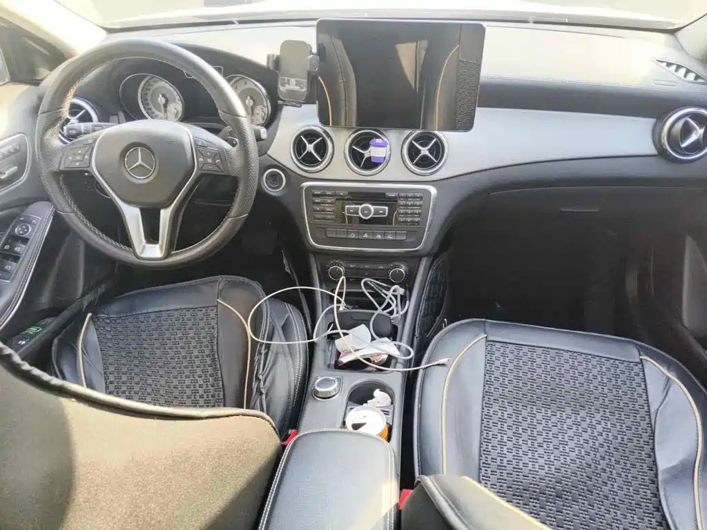 Mercedes-Benz GLA 2015 2015 GLA 200 Fashion
