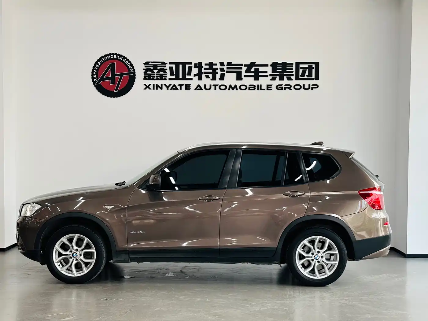 BMW X3 (Import) 2012 2011 xDrive28i Leadership