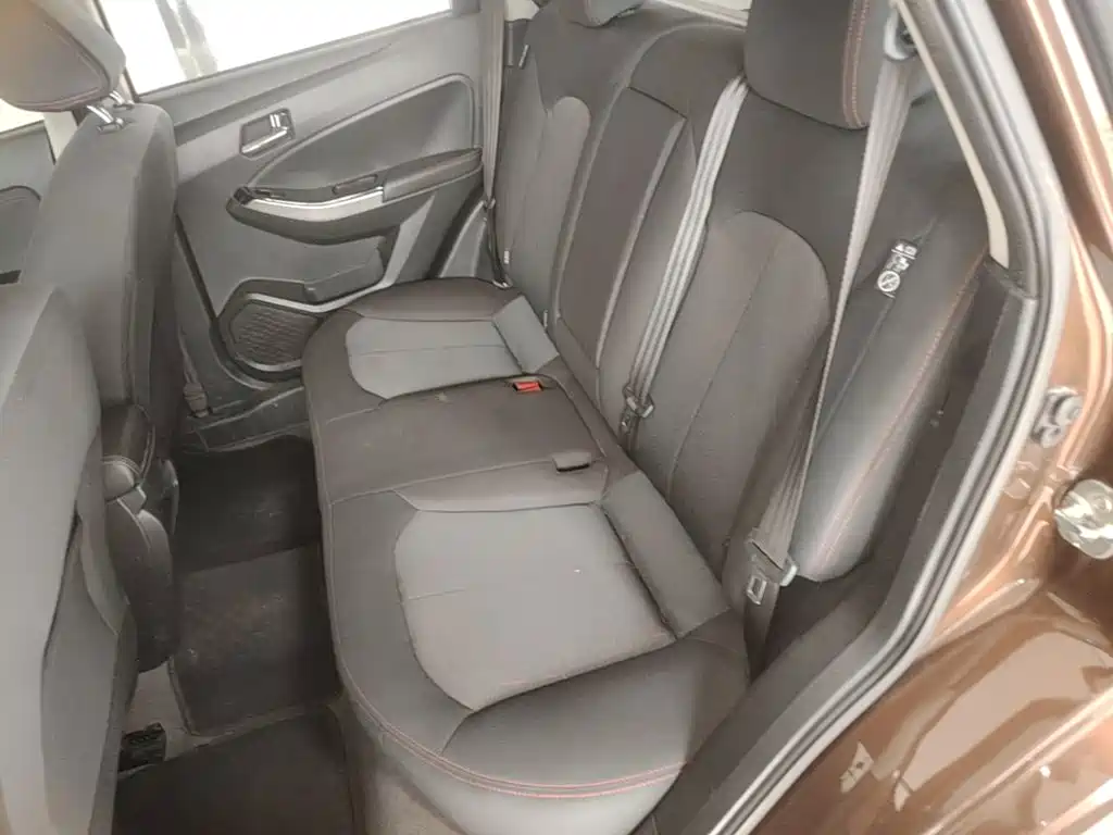 Venucia T70 2018 2018 2.0L CVT RuiQu Edition
