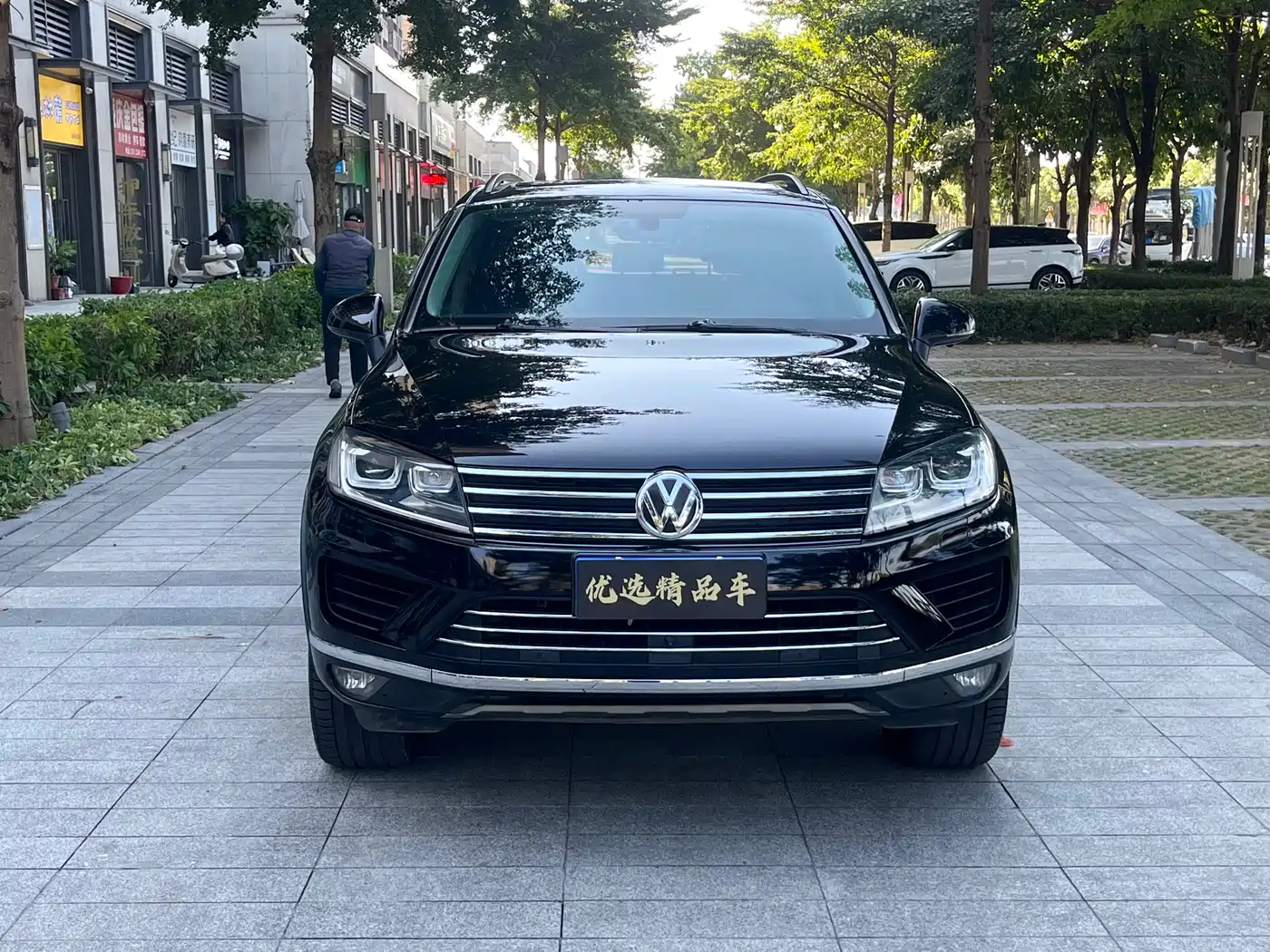 Volkswagen Touareg 2017 3.0TSI Explorer Edition фото 2