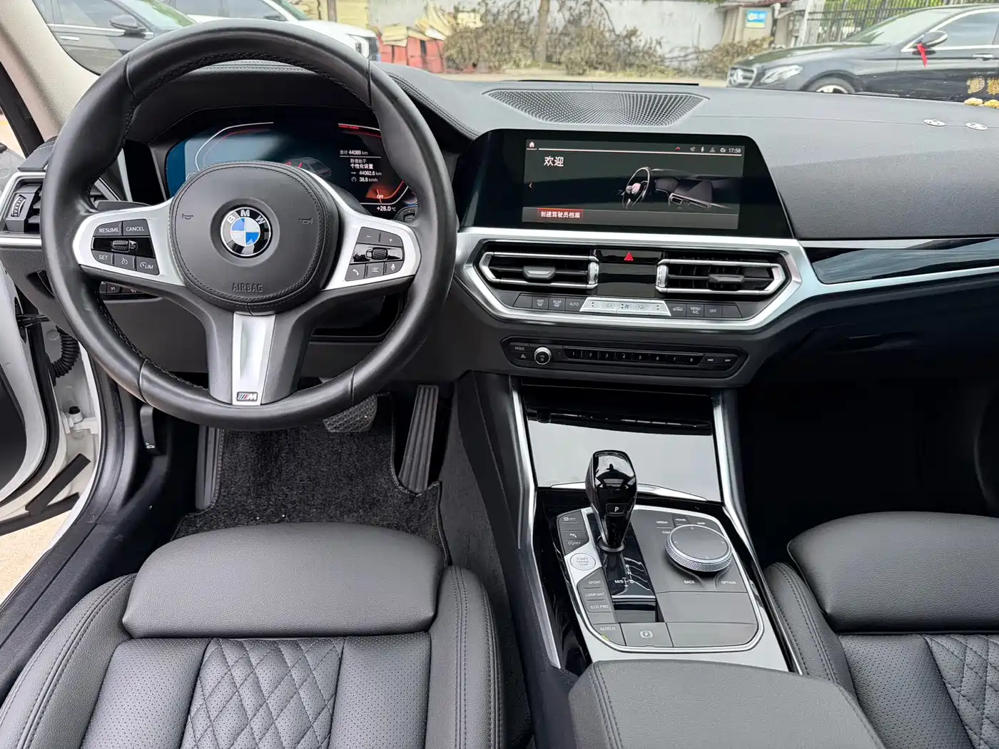 BMW 3 Series 2021 320Li M Sport Package фото 6