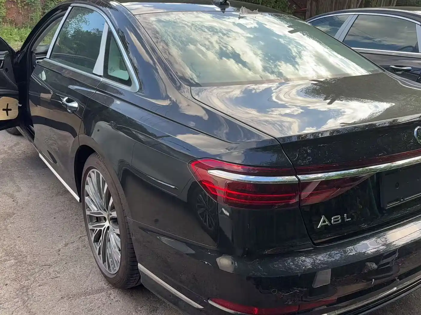 Audi A8 2025 A8L 50 TFSI quattro Exclusive Selection фото 4