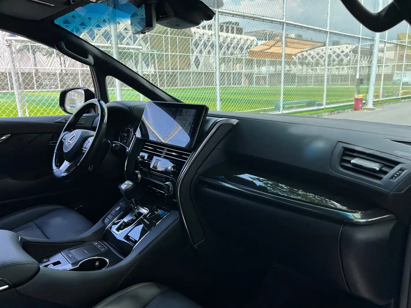 Lexus LM 2020 2020 300h 4-Seat Imperial Edition