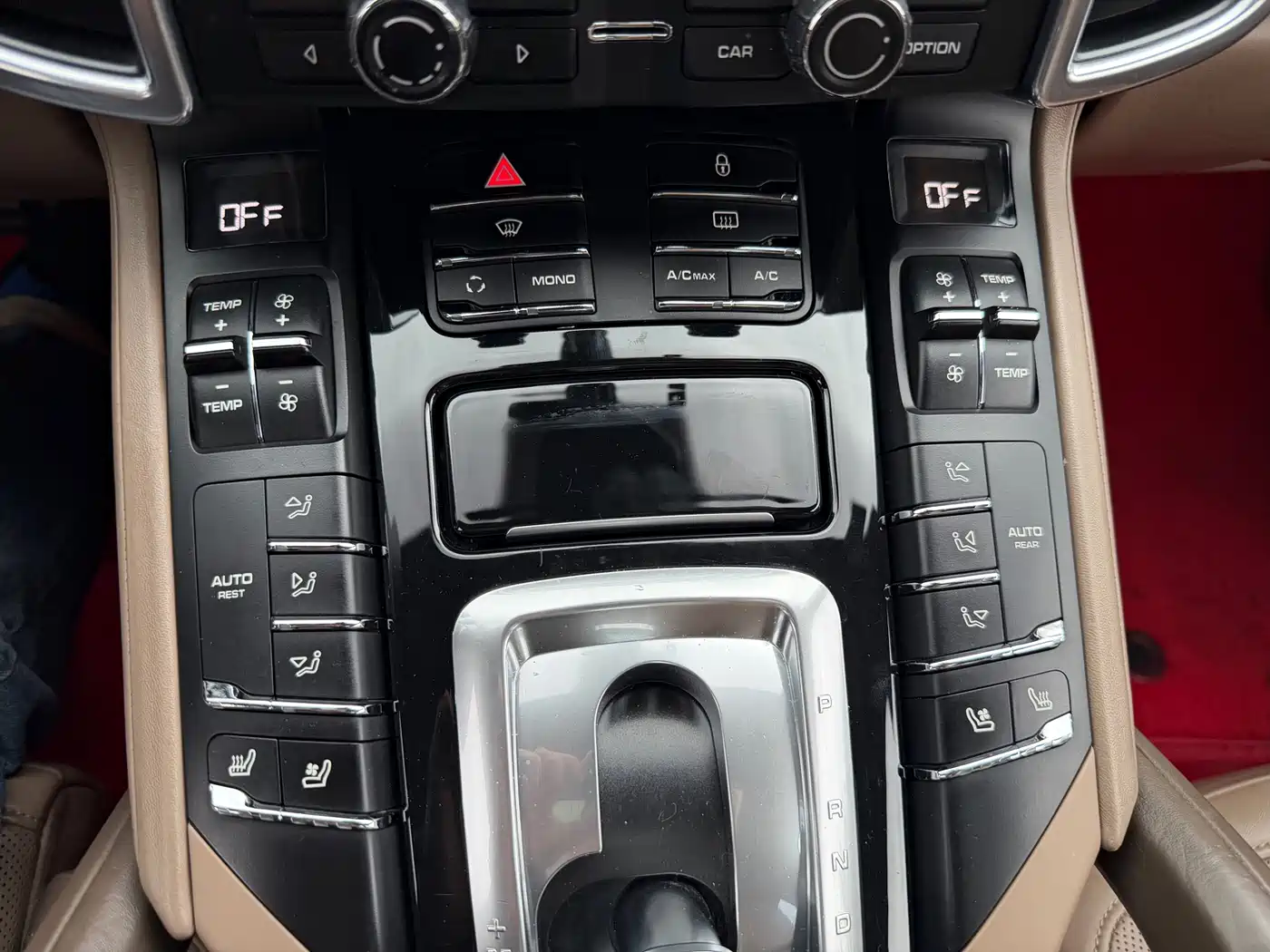 Фото 23 - Porsche Cayenne