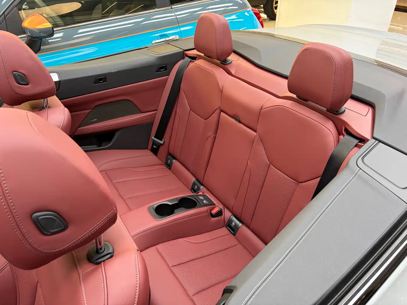 BMW 4 Series 2022 Second Facelift 430i Convertible M Sport Shadow Edition фото 14