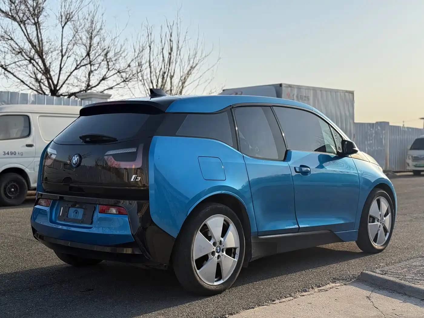 BMW I3