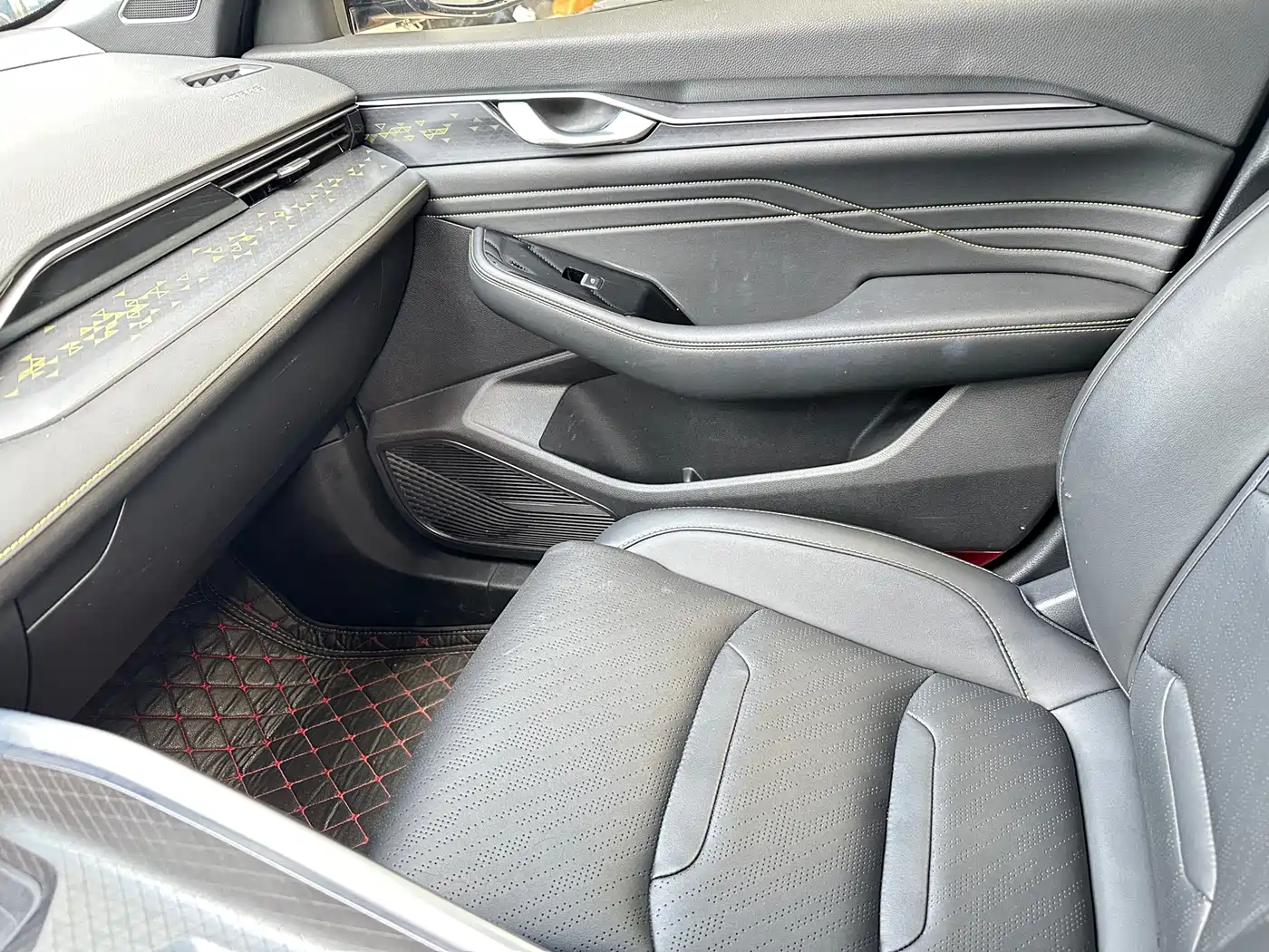 GEELY AUTOMOBILE XINGRUI