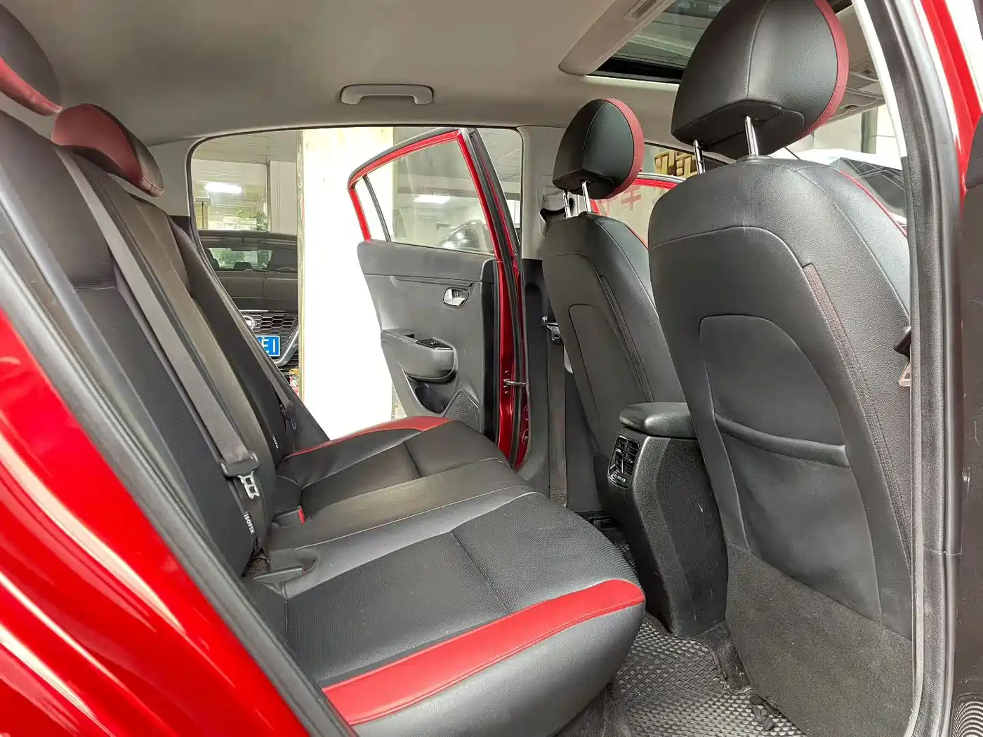 Kia KX CROSS 2019 2019 1.6L Automatic Smart Sunroof Edition China VI