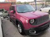 Фото 4 - Jeep Renegade