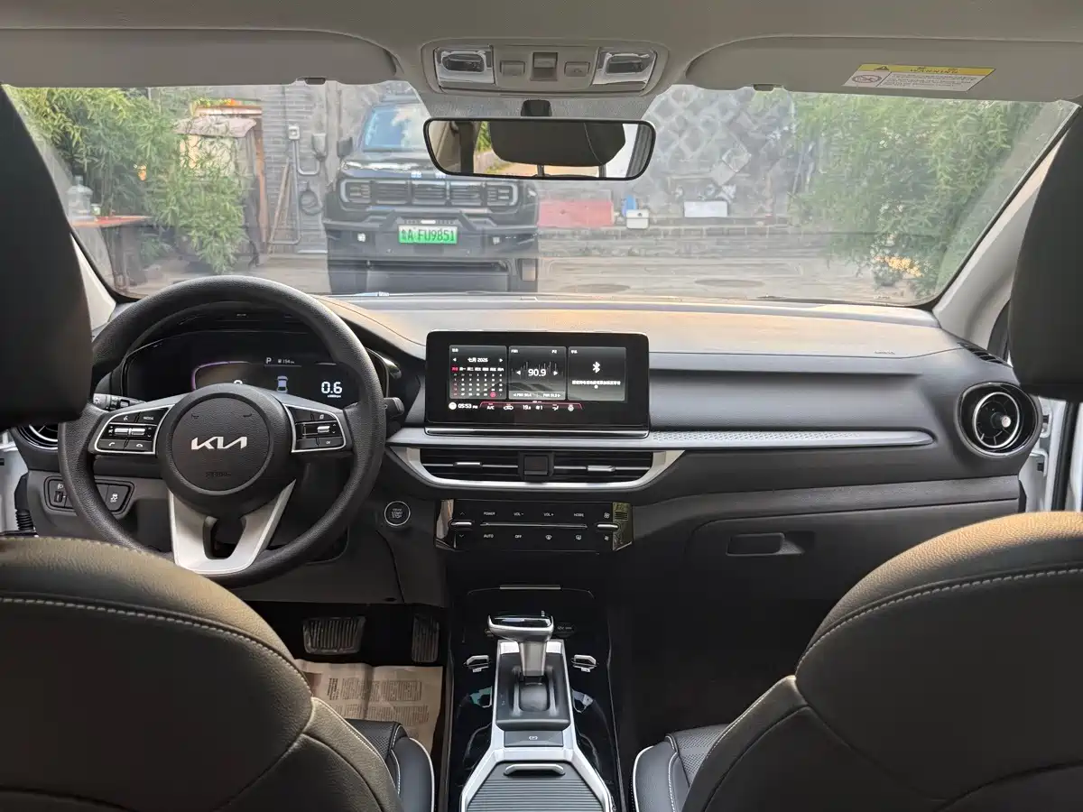 Kia K3 2025 2024 1.5L CVT Comfort Premium Edition