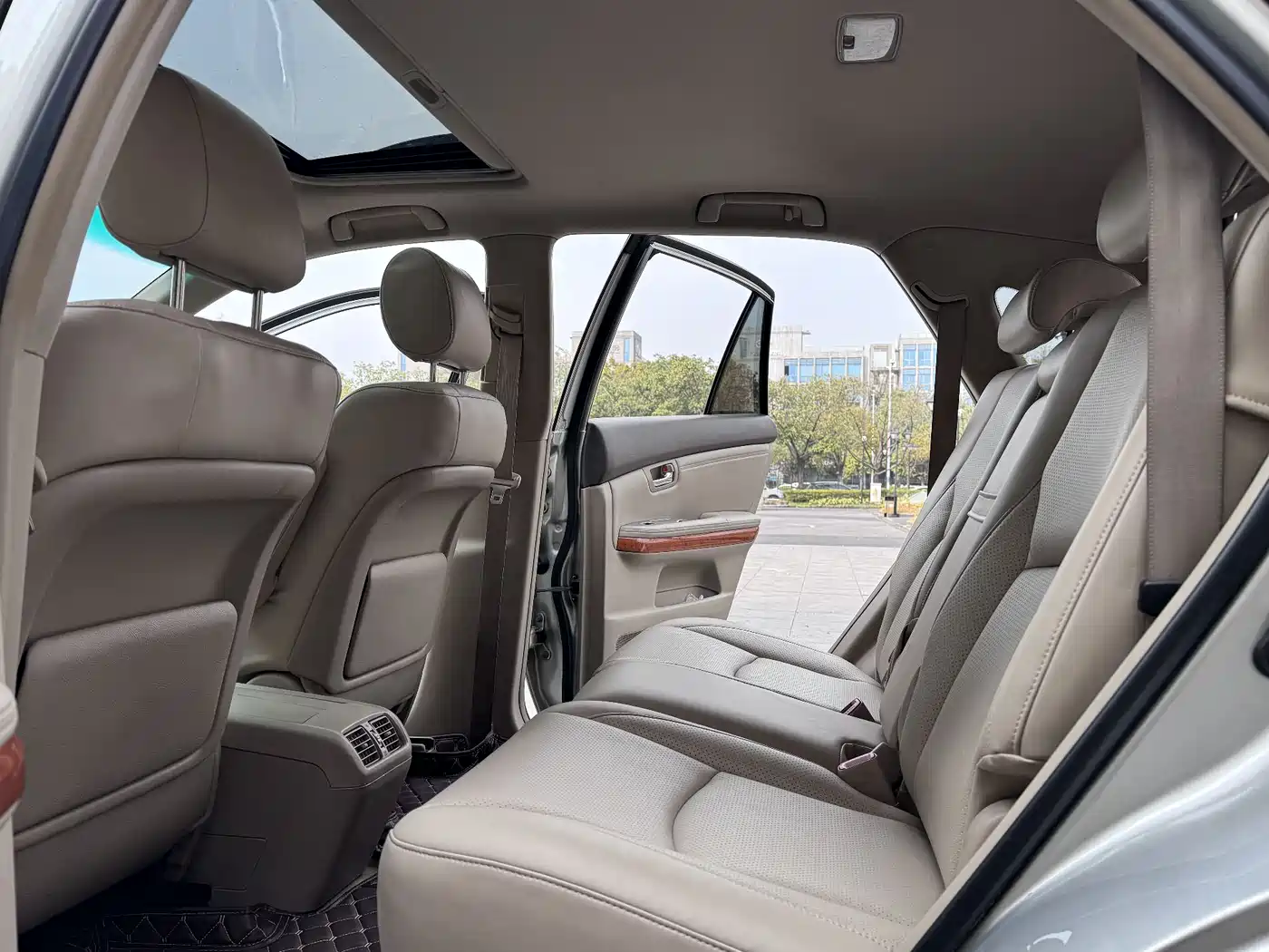 Lexus RX Classic 2006 350 фото 12
