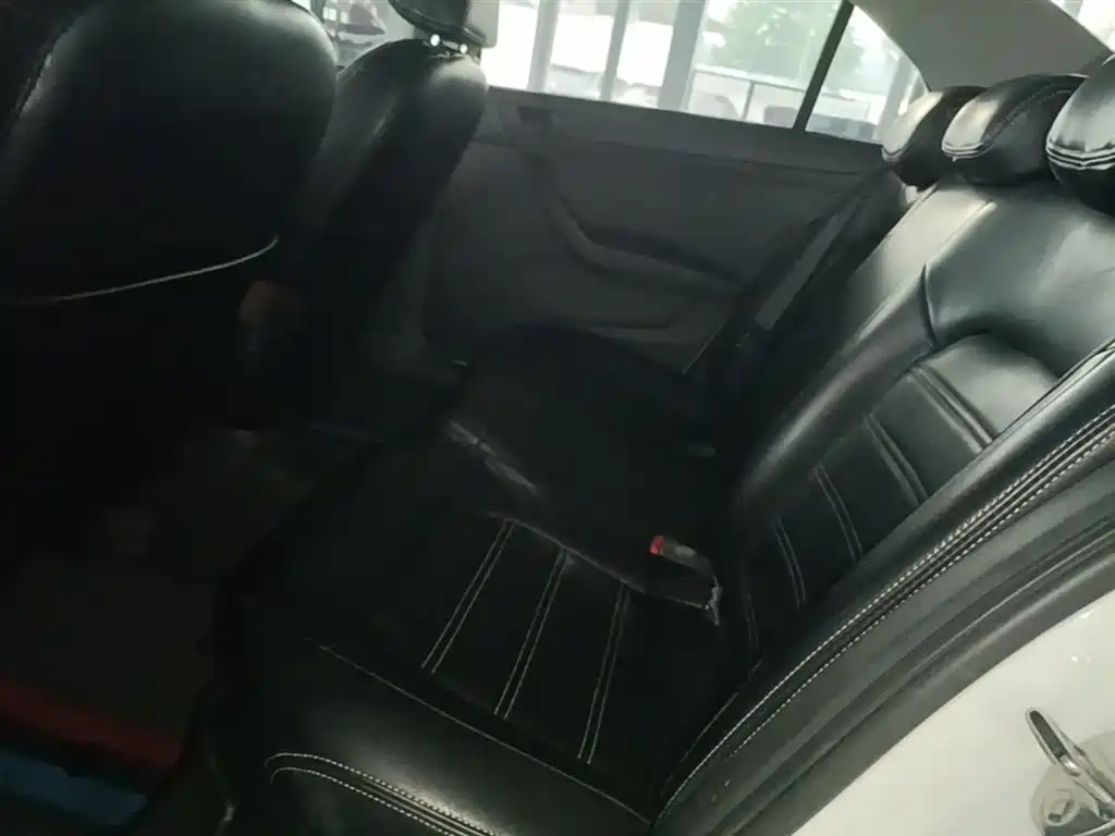 Volkswagen Santana 2016 1.6L Manual Trend Edition фото 17