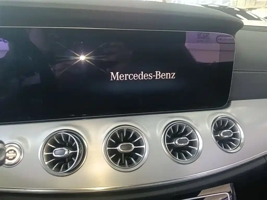 MERCEDES-BENZ E-CLASS (IMPORTED)
