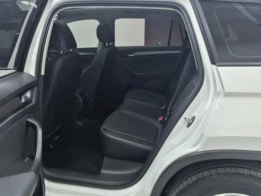 Škoda Kodiaq 2019 Facelift TSI330 5-seat 2WD Comfort China VI фото 11