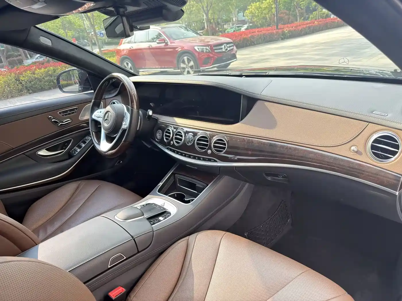 Mercedes-Benz S-Class 2020 S 350 L Premium Edition Collector's Version фото 25